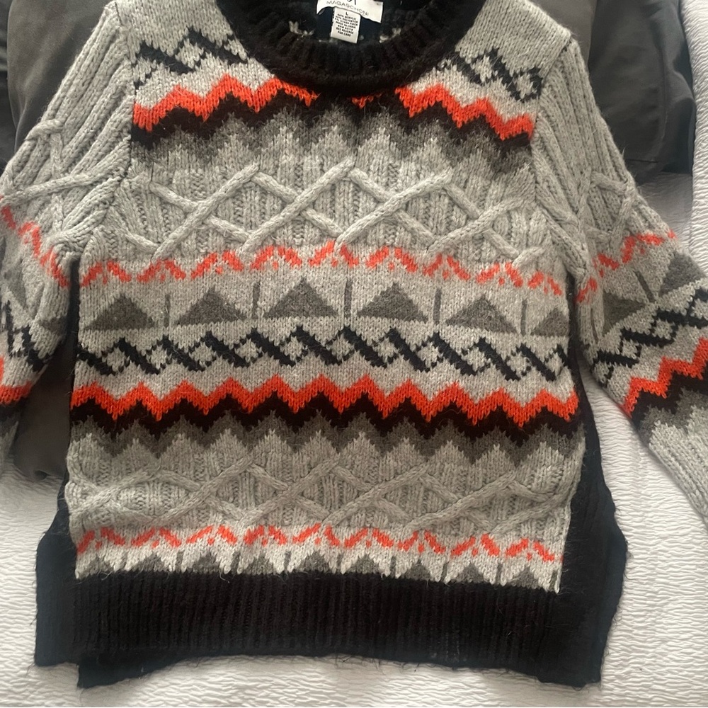 Magaschoni Charcoal and Ivory Knit Top